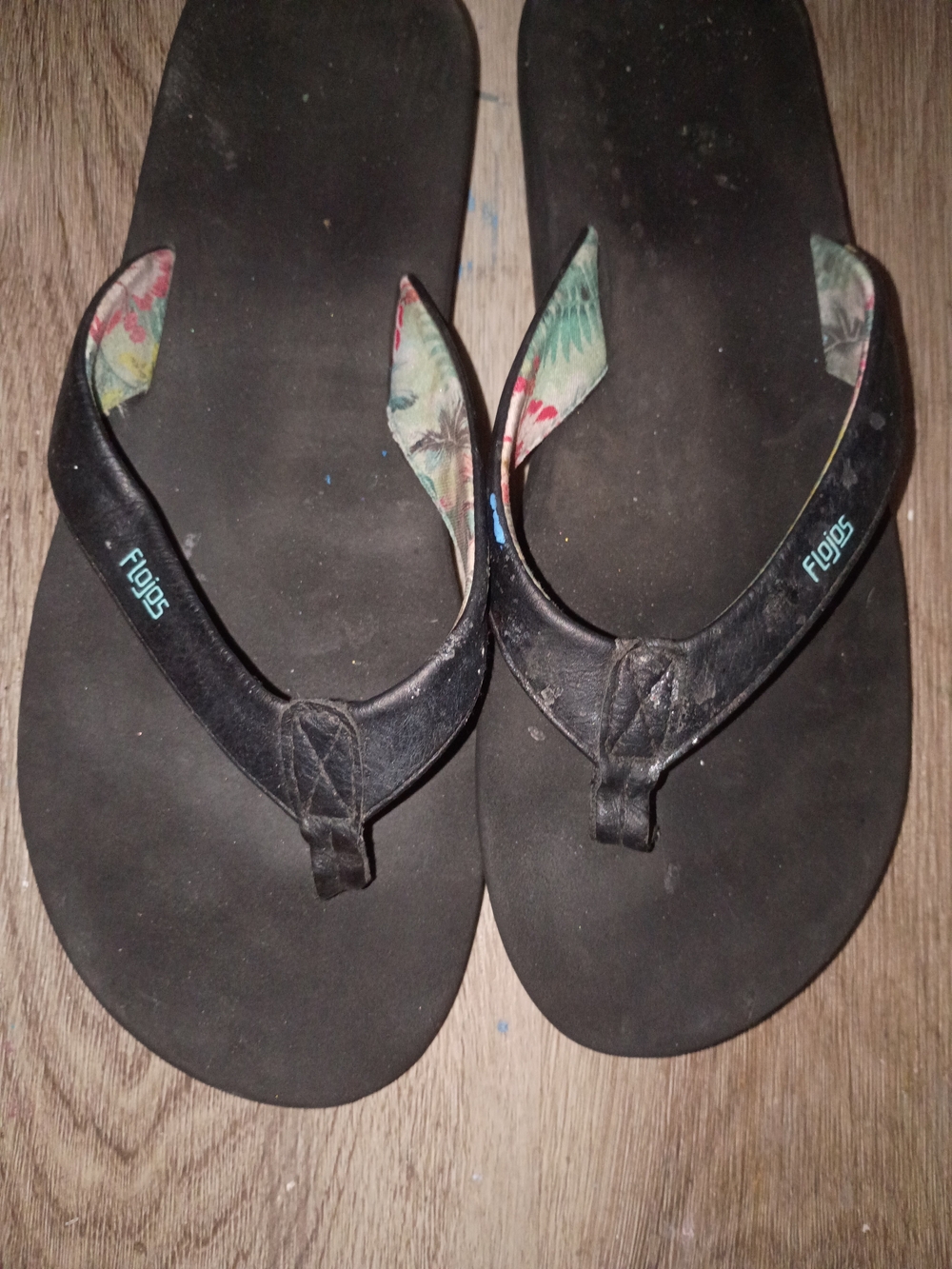 Flojos Black Flip Flop Sandals with Floral Lining